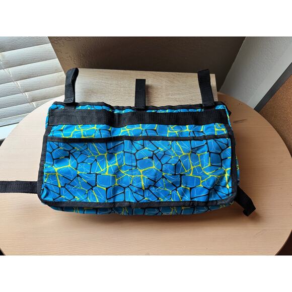 Stroller Organizer Bag – Blue Geometric Pattern - Picture 4 of 10